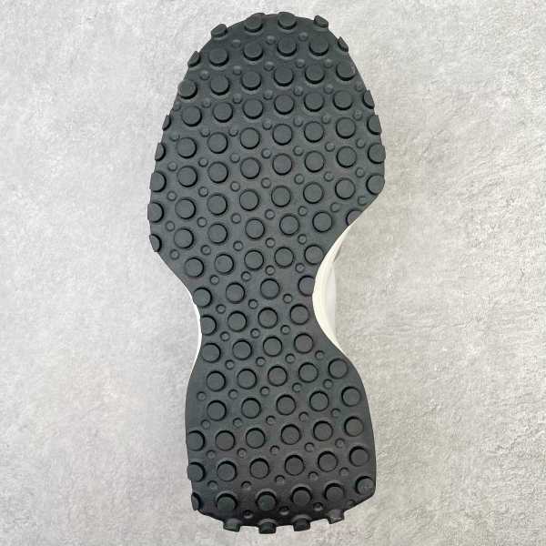 New Balance 327 Grey