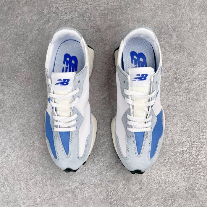New Balance 327 Stellar Blue