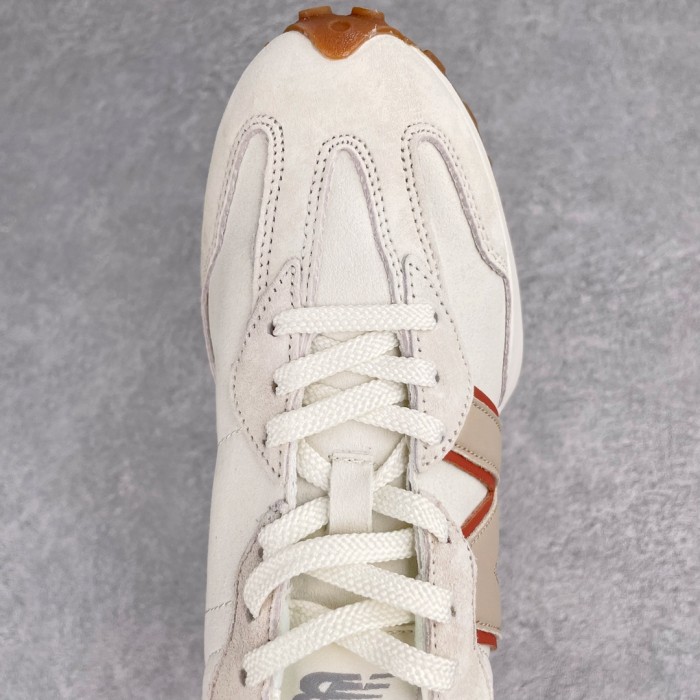 New Balance 327 Bandier (Women's)