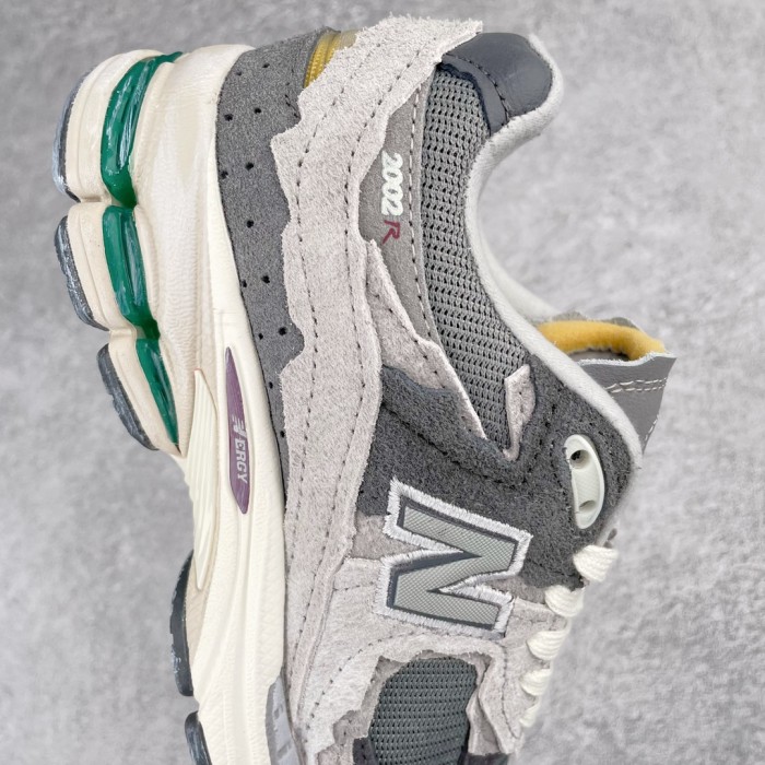 New Balance 2002R Protection Pack Rain Cloud
