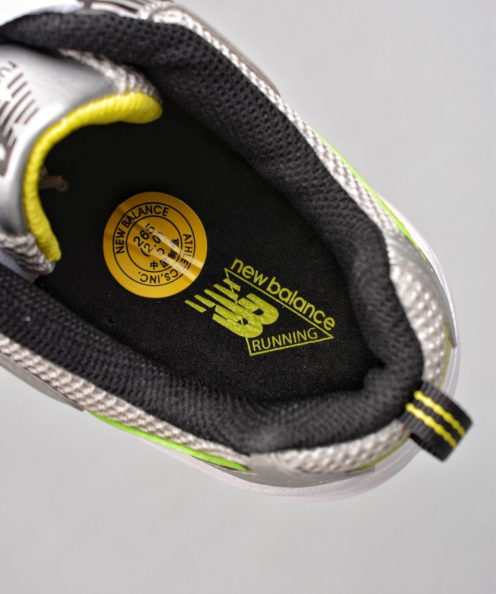 New Balance 530 Silver Yellow