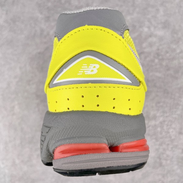 New Balance 2002R Sulphur Yellow