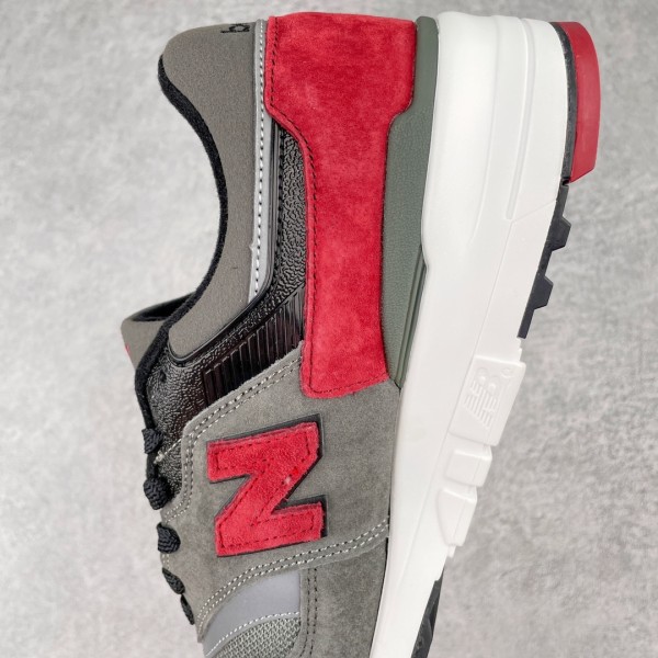 New Balance 997 Connoisseur Guitar Grey Burgundy