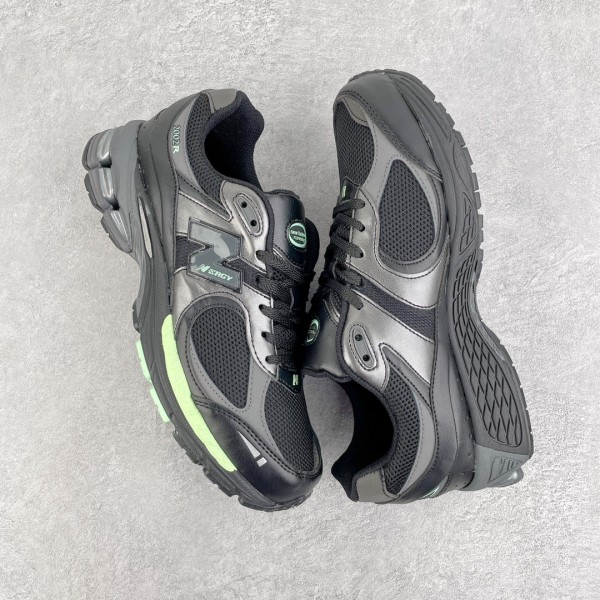 New Balance 2002R Black Silver Green