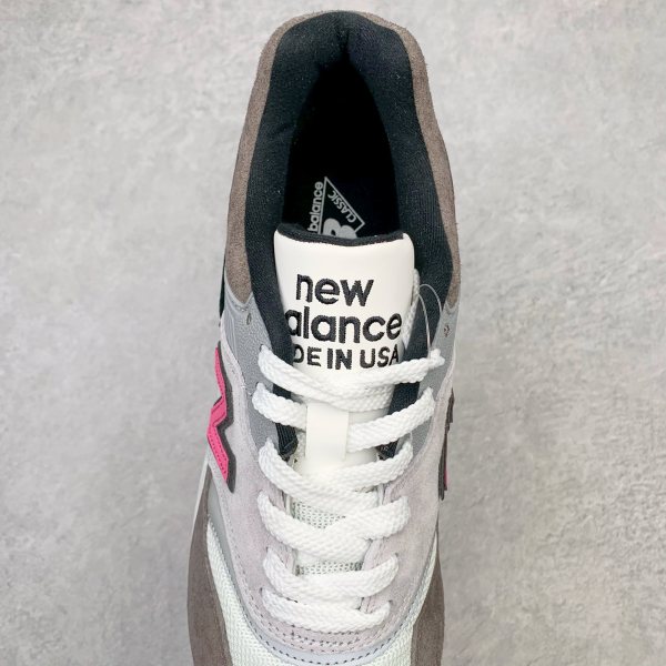 New Balance 997 Grey Pink