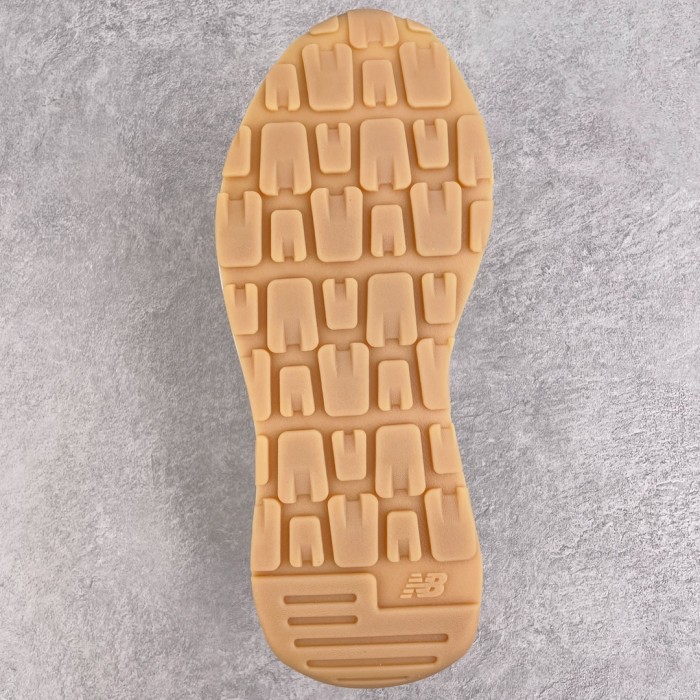 New Balance 57/40 Unplugged Pack Greige