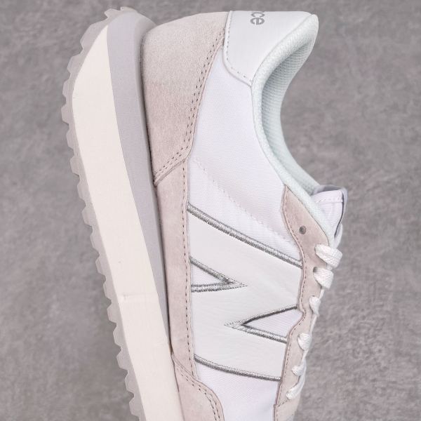 New Balance 237 Noritaken Ash powder silver