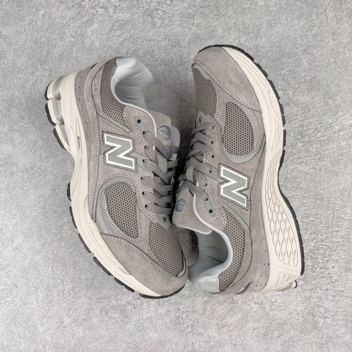 New Balance 2002R Grey White