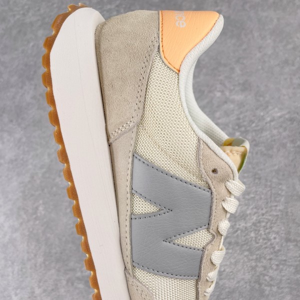 New Balance 237 Khaki