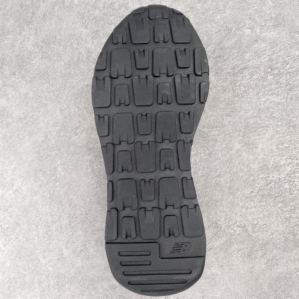 New Balance 57/40 Incubation Grey Pink Zing