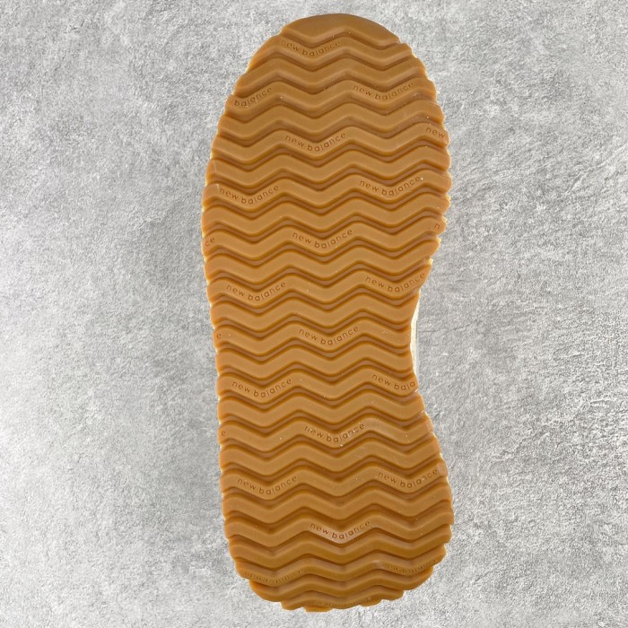 New Balance 237 Khaki