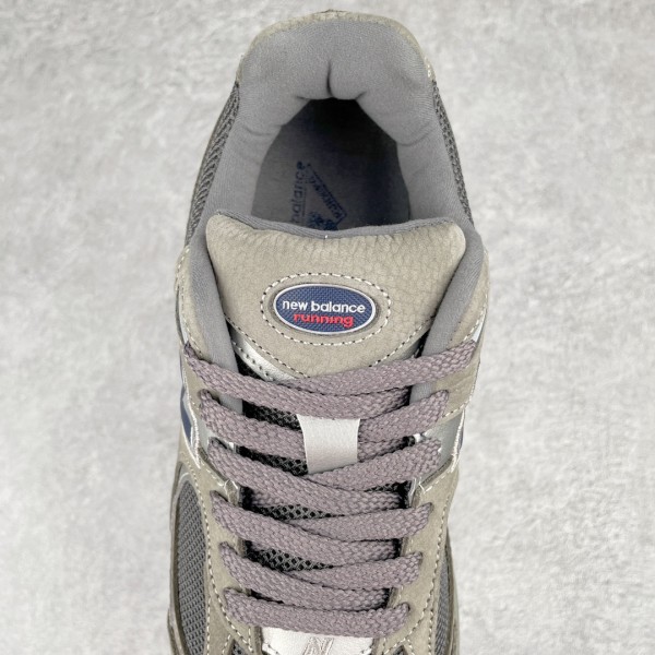 New Balance 2002R Light Grey