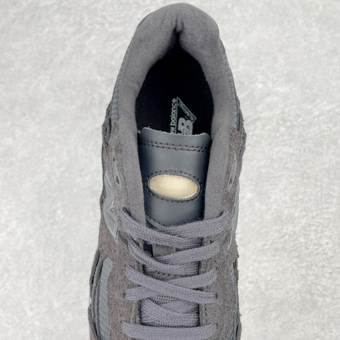 New Balance 2002R Protection Pack Phantom