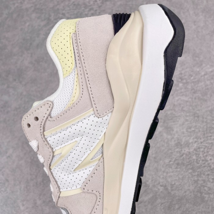 New Balance 57/40 Gold Aspen (Women's)