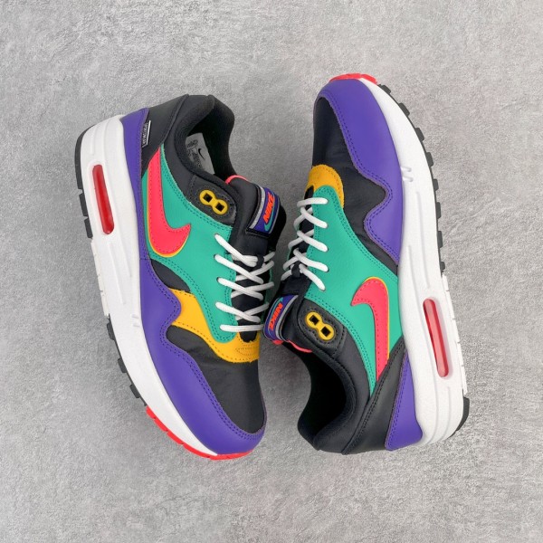 Nike Air Max 1 Windbreaker