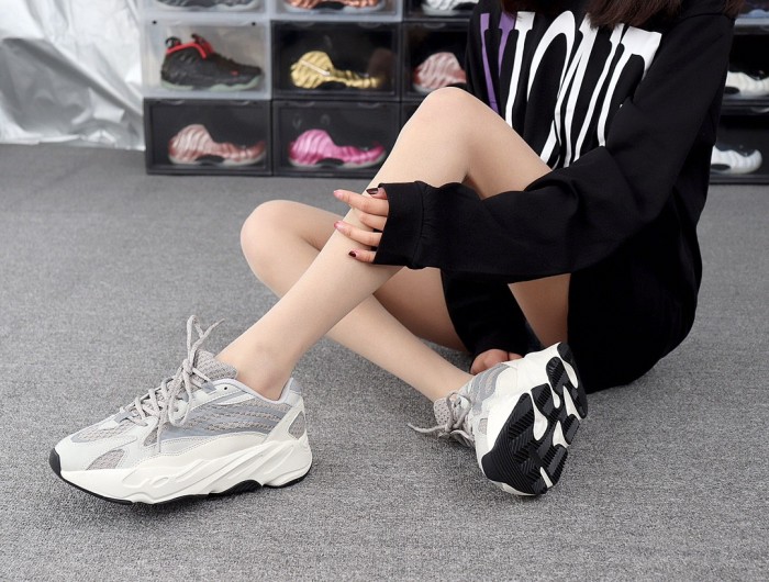 adidas Yeezy Boost 700 V2 Static