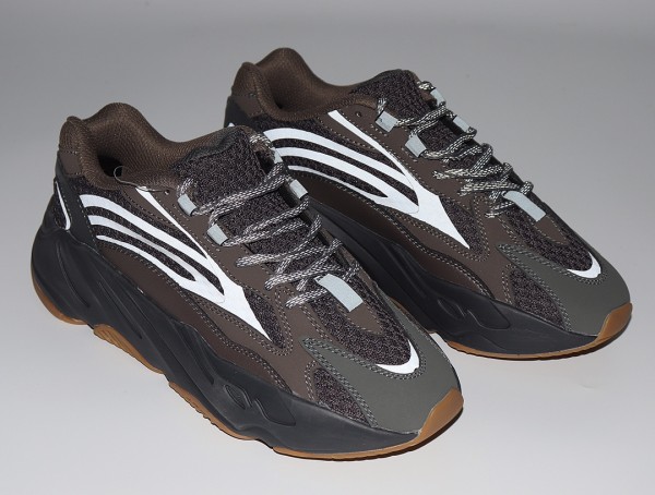 Adidas Yeezy Boost 700 V2 Geode