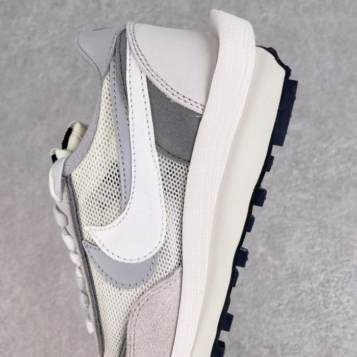 Nike LD Waffle sacai Summit White