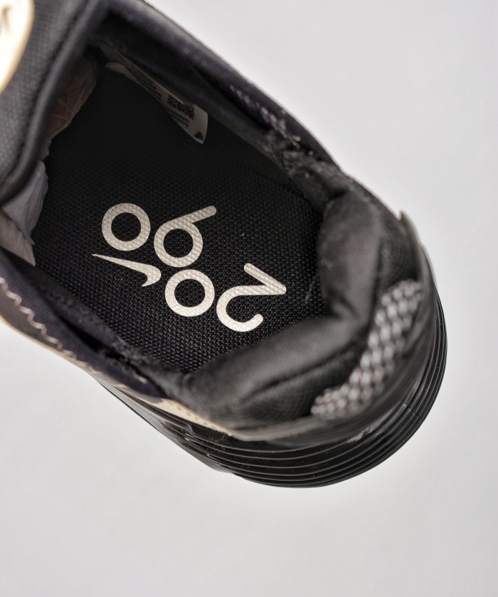 Nike Air Max 2090 Black Metallic Gold Star (GS)