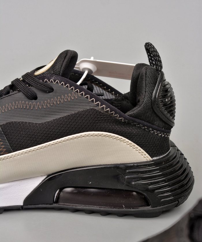 Nike Air Max 2090 Black Metallic Gold Star (GS)