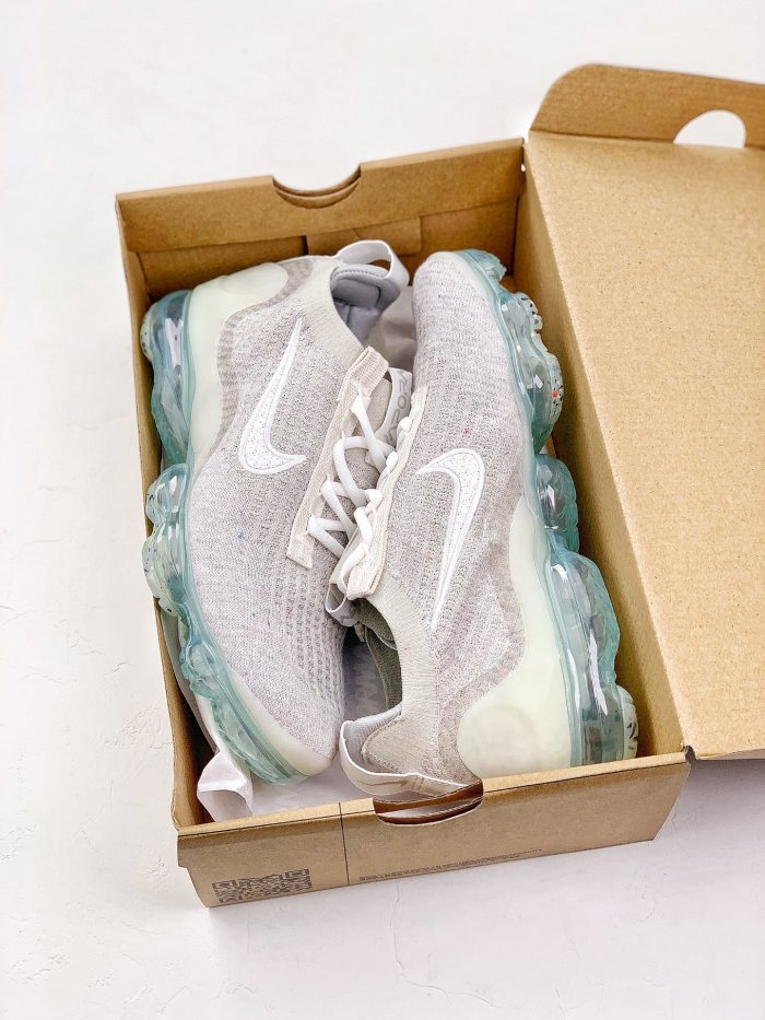 Nike Air VaporMax 2021 FK Light Bone (Women's)
