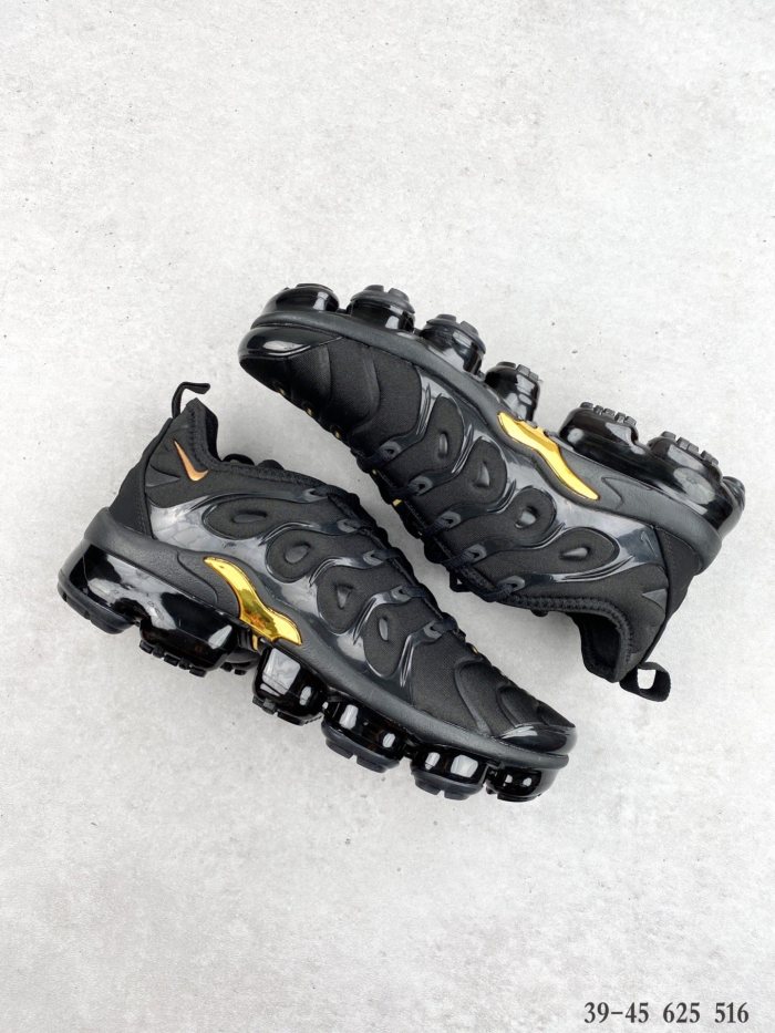 Nike Air VaporMax Plus Black Anthracite Metallic Gold