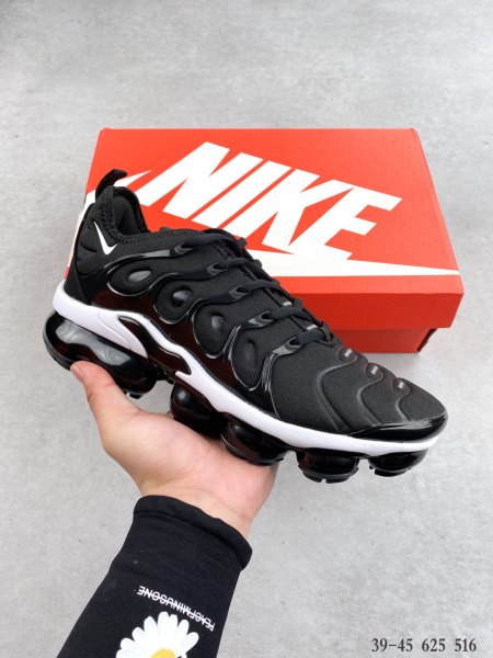 Nike Air VaporMax Plus Overbranding Black