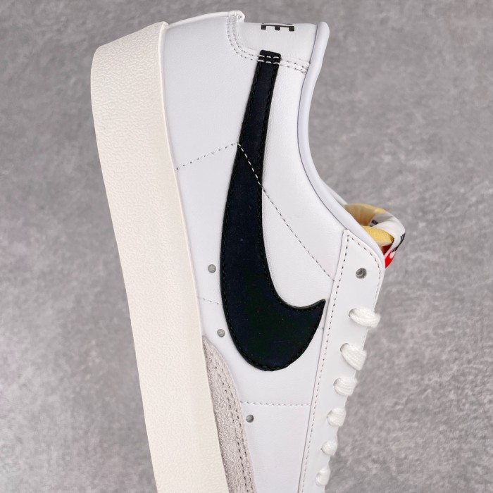 Nike Blazer Low 77 Vintage White Black