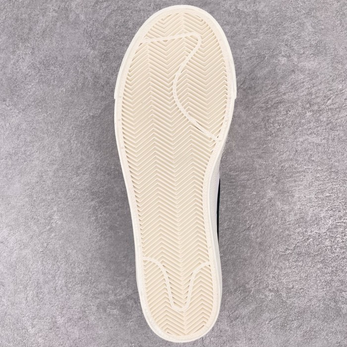 Nike Blazer Low 77 White Black (W)