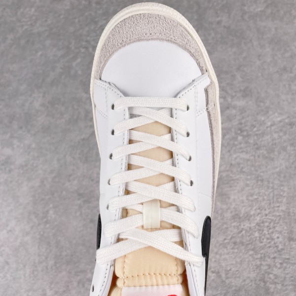 Nike Blazer Low 77 Vintage White Black