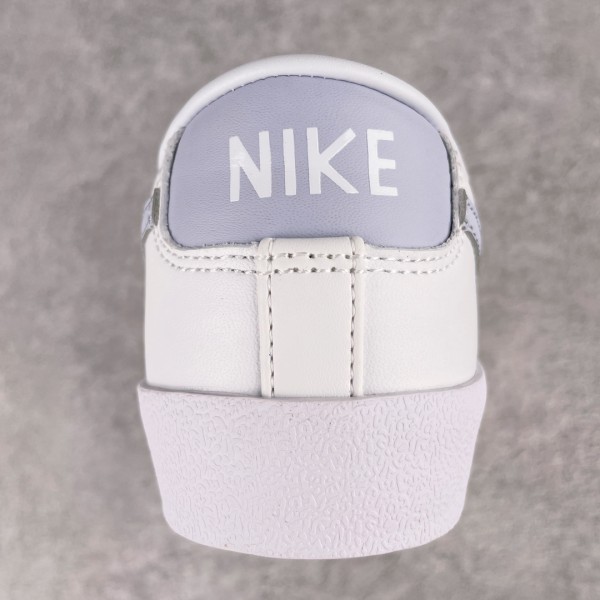 Nike Blazer Low Ghost (W)