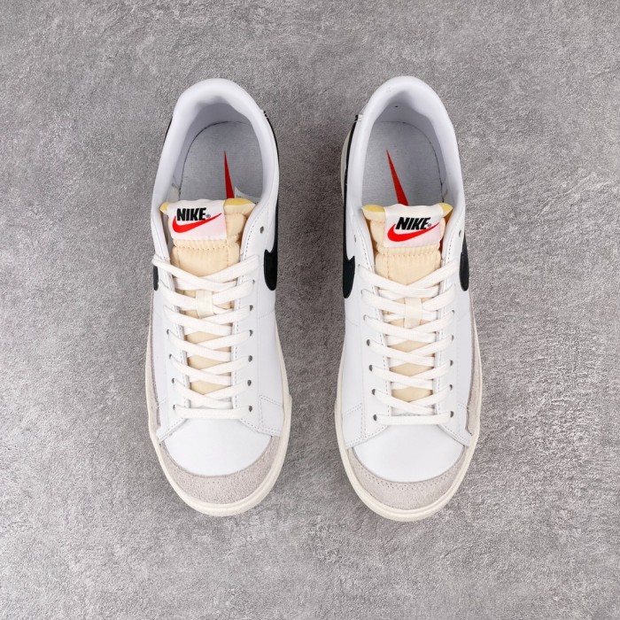 Nike Blazer Low 77 Vintage White Black