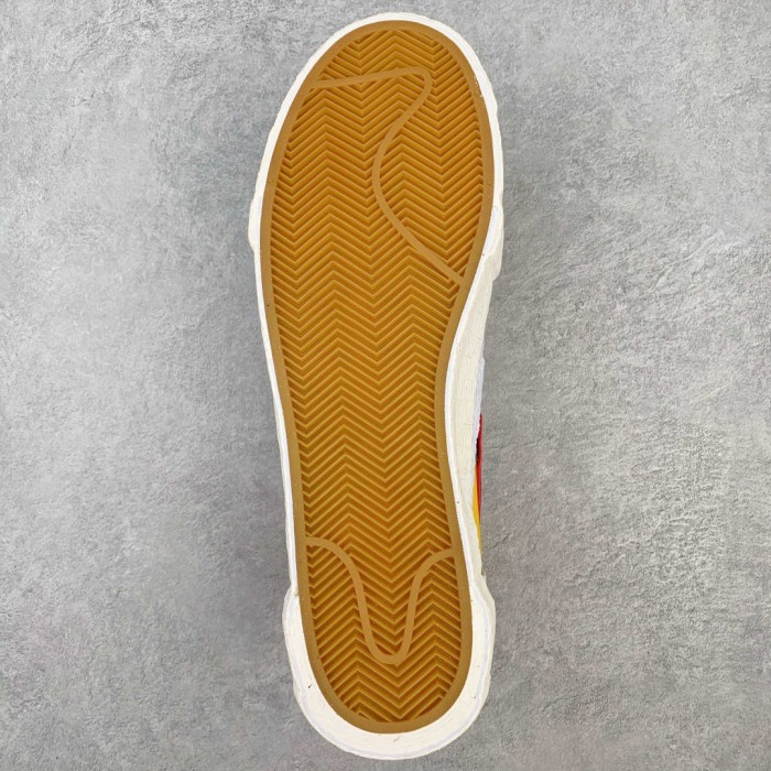 Nike Blazer Mid sacai Snow Beach