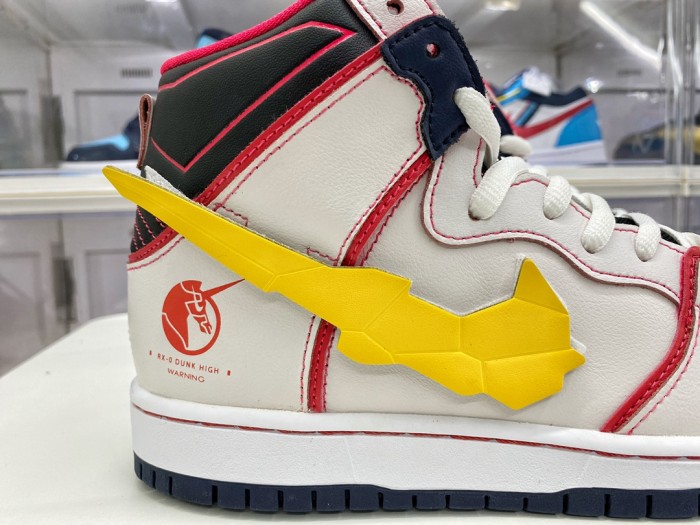 Nike SB Dunk High RX-0 Unicorn Gundam
