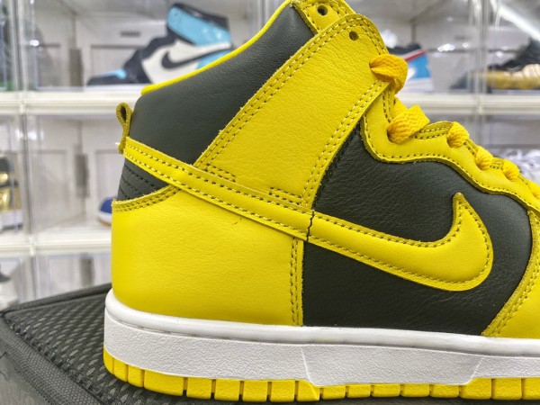 Nike Dunk High Black Varsity Maize