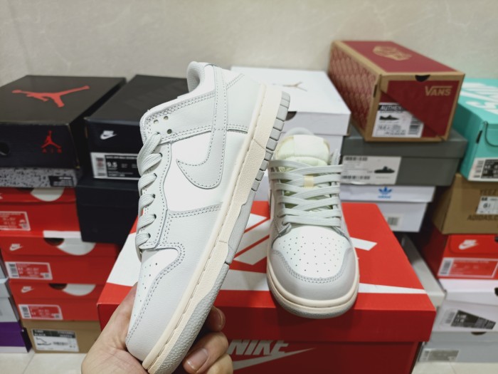 Nike Dunk Low Photon Dust (W)