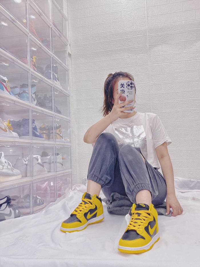 Nike Dunk High Black Varsity Maize