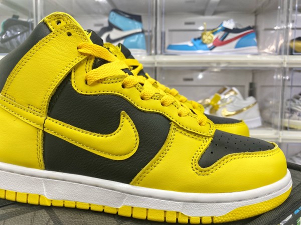 Nike Dunk High Black Varsity Maize