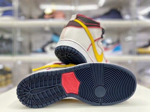 Nike SB Dunk High RX-0 Unicorn Gundam