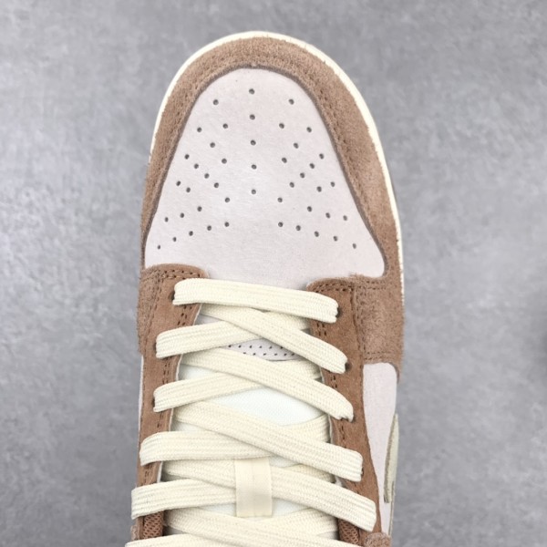 Nike Dunk Low Medium Curry