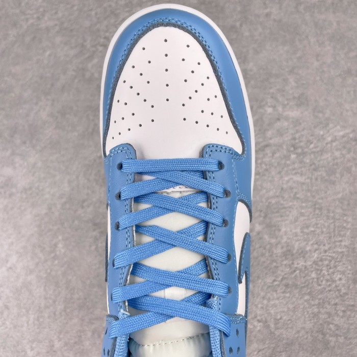 Nike Dunk Low UNC (2021)