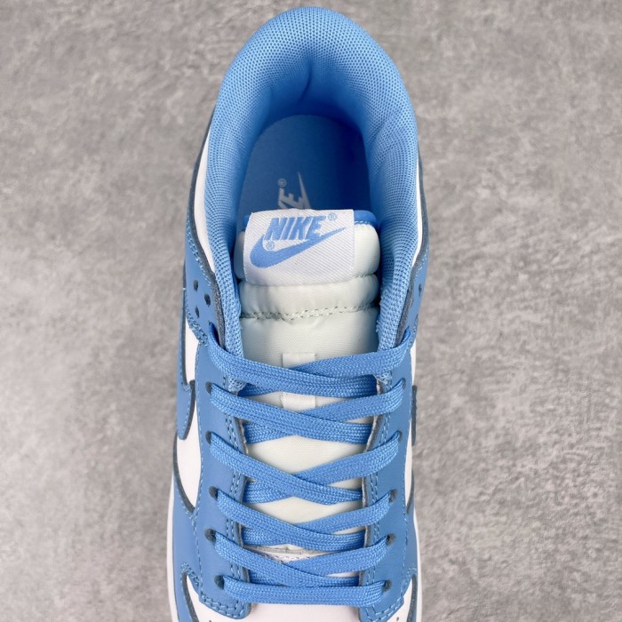 Nike Dunk Low UNC (2021)