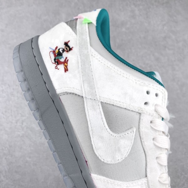 Nike Dunk Low Ice (W)