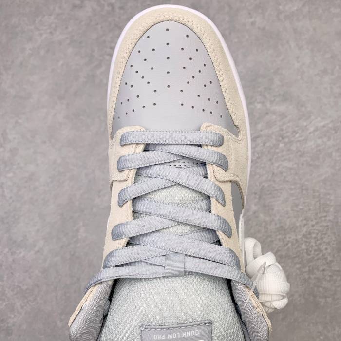 Nike SB Dunk Low Summit White Wolf Grey