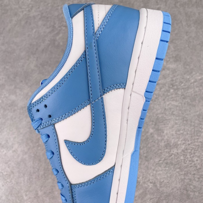 Nike Dunk Low UNC (2021)