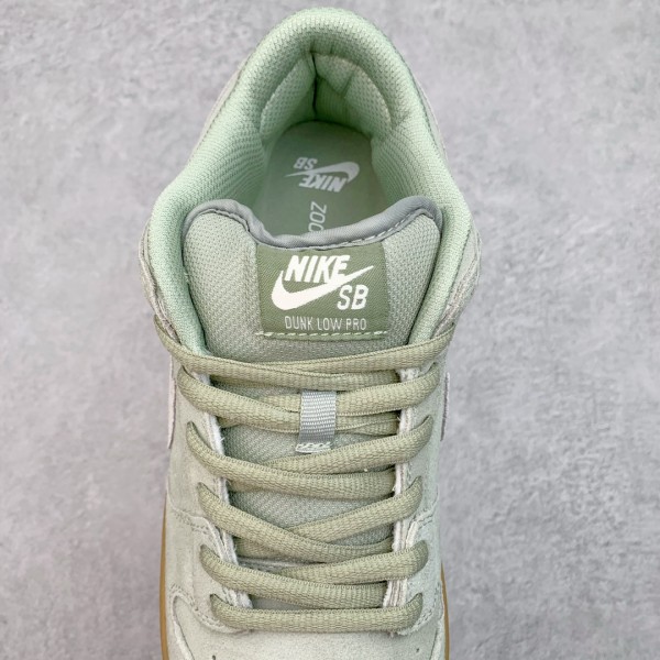 Nike SB Dunk Low Island Green Gum
