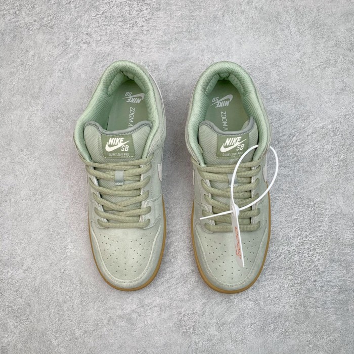 Nike SB Dunk Low Island Green Gum