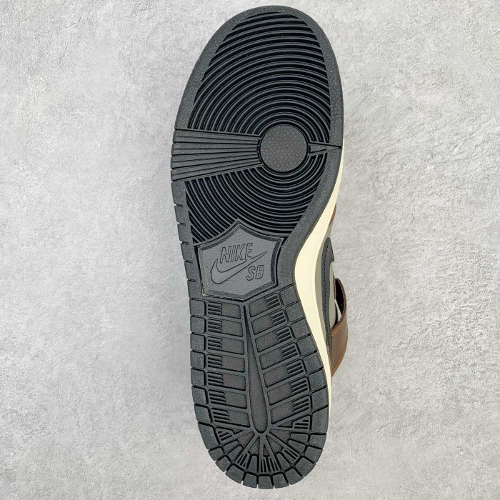 Nike SB Dunk High Baroque Brown