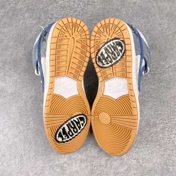 Nike SB Dunk High Carpet Company