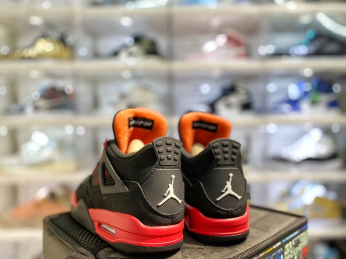 Jordan 4 Retro Red Thunder